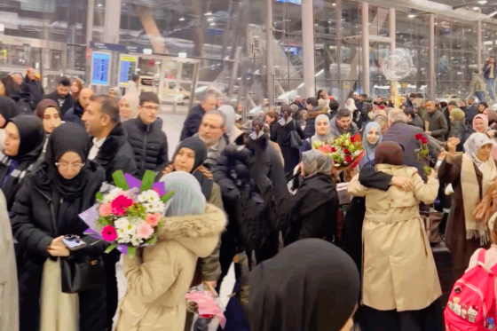 Aralık Umresinden Dönen Müslümanlar Gözyaşlarıyla Karşılandı